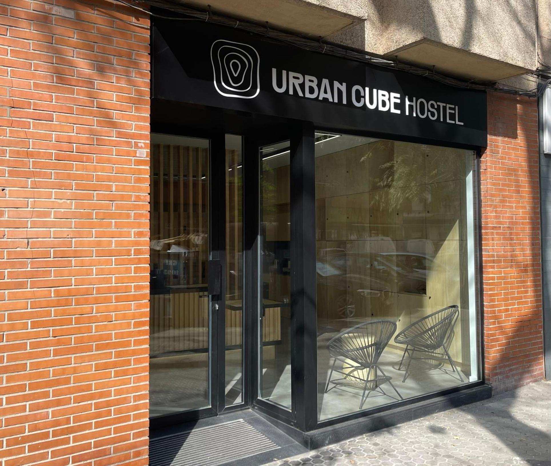 Urban Cube Hostel Sevilla Kültér fotó